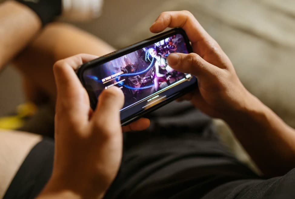 How Mobile Game Developers Can Use MongoDB Cloud to Help Create Applications